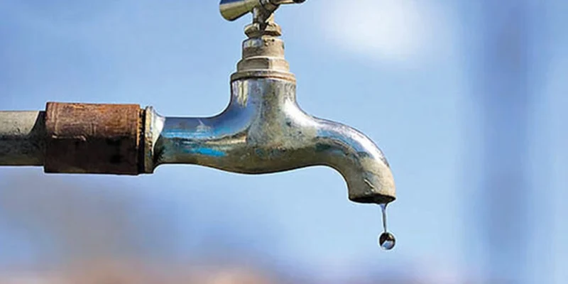 افت فشار آب ساختمان؛ دلایل، نشانه‌ها و راه‌حل اصولی